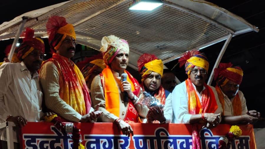 indore news jhanki procession mesmerizes thousands in city