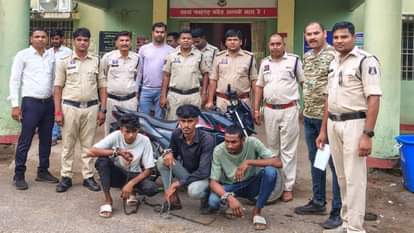 पुलिस की गिरफ्त में आरोपी