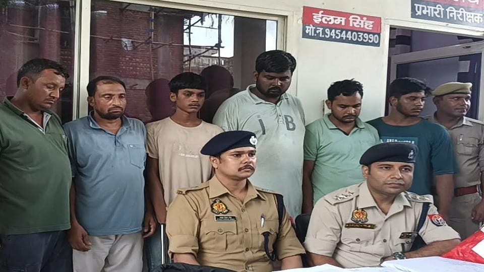 UP: Illegal mini telephone exchange caught in Meerut, playing with the country's security