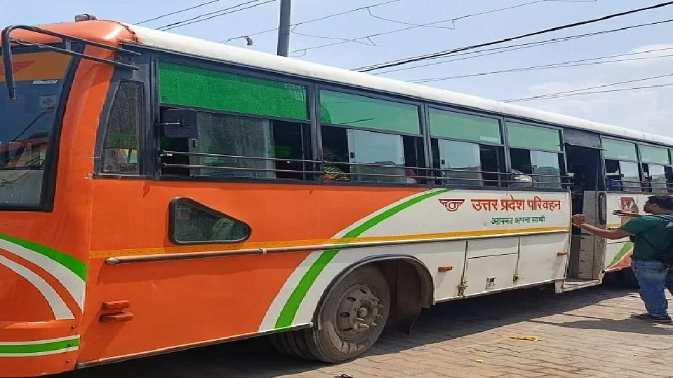 Two bike riders died after being hit by roadways bus in Bulandshahr