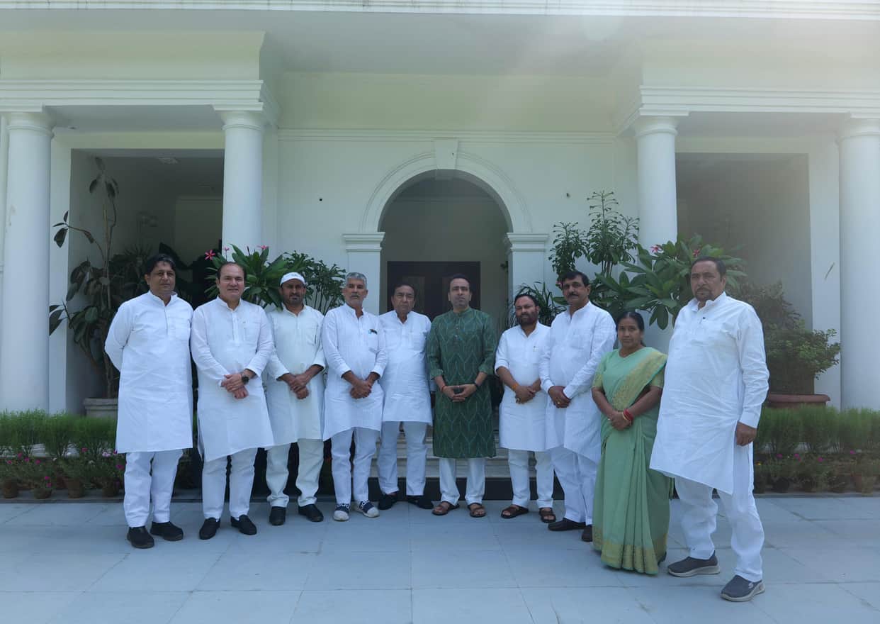 RLD Announces to Contest UP Panchayat Elections Alone BJP Leadership Plans Talks with Jayant Chaudhary