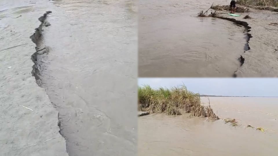 Meerut News Hastinapur Flood Erosion Ganga Swallowing Villages and Farmland, Thousands of Farmers Affected