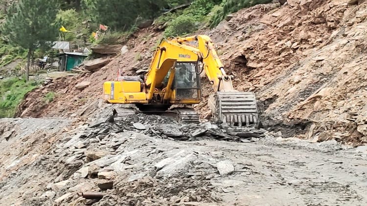 Himachal Weather: Difficulties Continue Due To Rain And Landslides, 823 Roads And 1181 Electricity Transformer – Amar Ujala Hindi News Live