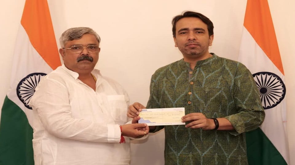 UP: RLD MPs and MLAs gave one day's salary for the flood victims of Punjab, deposited the amount