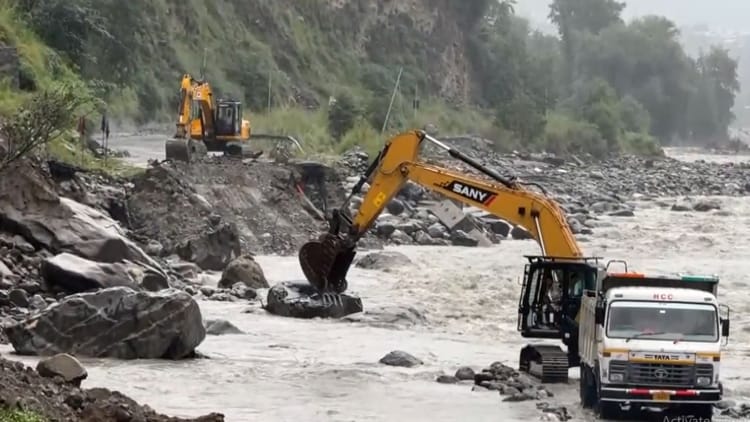 Himachal Weather Became An Obstacle In The Airdrop Of Machinery Nhai Did Not Lose Courage – Amar Ujala Hindi News Live