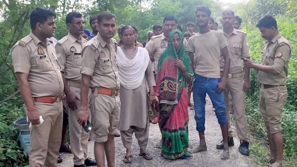 Kanpur Murder Case Woman Kills Husband for Love Affair with Nephew, Buries Body Details in Hindi