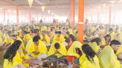 Purnima Festival 10 thousand devotees offered sacrifices in yagya kund Panchmahabhoot Shuddhi Yagna