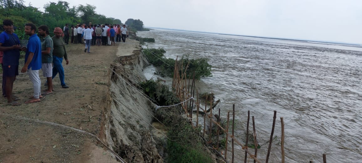 Bijnor Barrage Crisis: Meerut-Pauri Highway Closed for Buses and Trucks Amid Embankment Threat