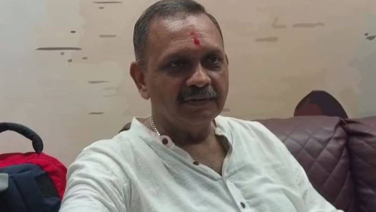 Lieutenant Colonel Shrikant Prasad Purohit acquitted in Malegaon blast case visited Kashi Vishwanath temple