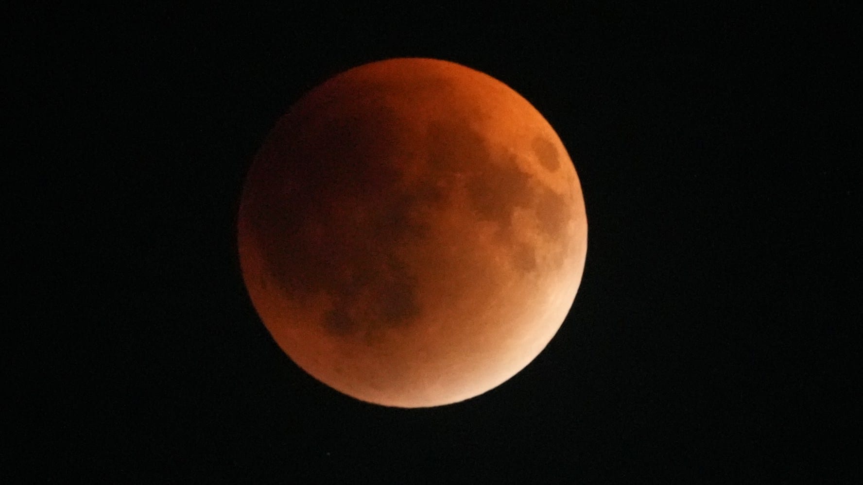 Lunar Eclipse 2026 Lunar Eclipse August 2026 Where Will Be Watch Chandra Grahan Know Details