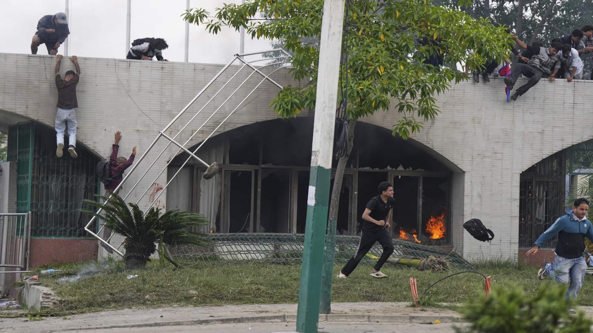 Gen Z protest A clash erupts in napal's many cities Kathmandu over a ban on Social Media