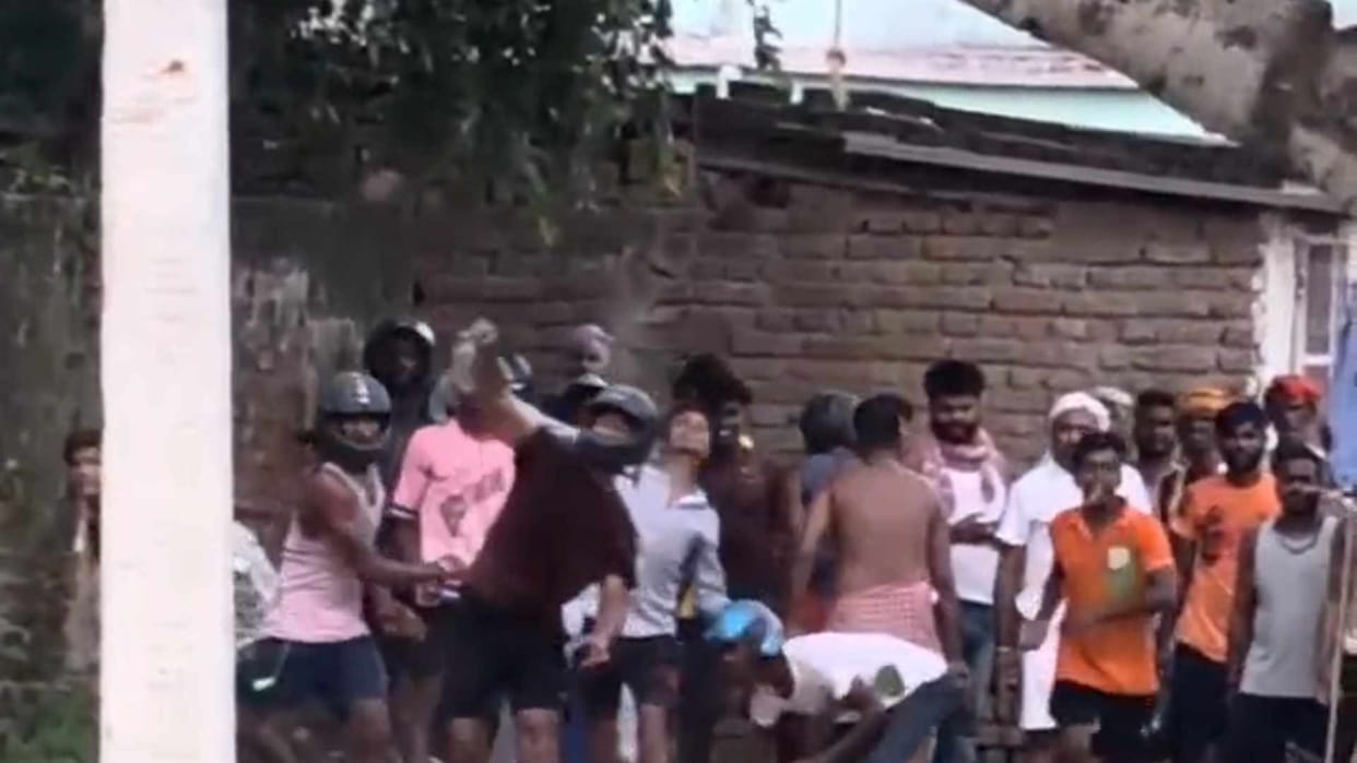 Clash between two villages over children's fight, half a dozen injured in stone pelting and firing