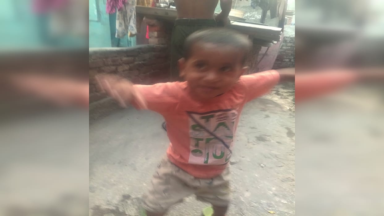 Four year old child died after balcony of a house collapsed in Delhi