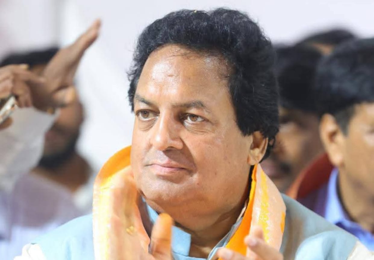 Indore: Arrest warrant issued against former MLA Surendra Patwa, case registered in check bounce case