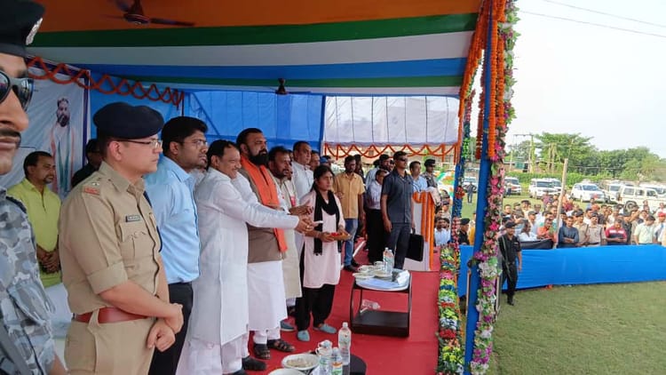 Bihar: मुंगेर के तारापुर में डिप्टी CM सम्राट चौधरी, 176 करोड़ से अधिक की योजनाओं का किया शिलान्यास-लोकार्पण