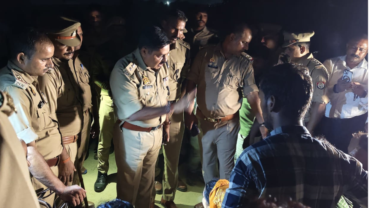 In Gorakhpur, Student who bunked school and went out with a village youth died in an accident, uproar
