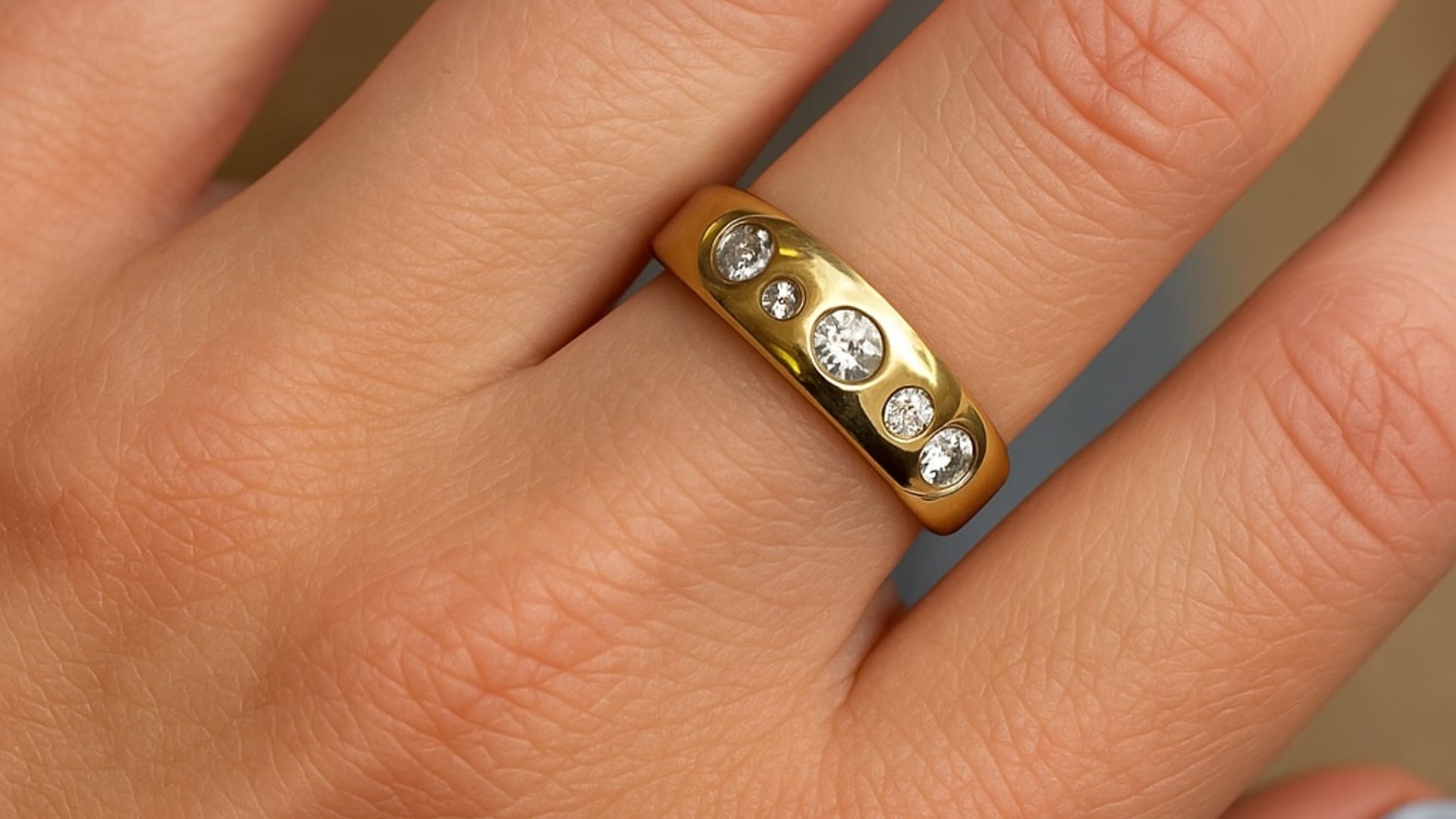 Gold Purity Guide What Is the Six Digit HUID Code on Hallmarked Gold and How to Verify It From Home