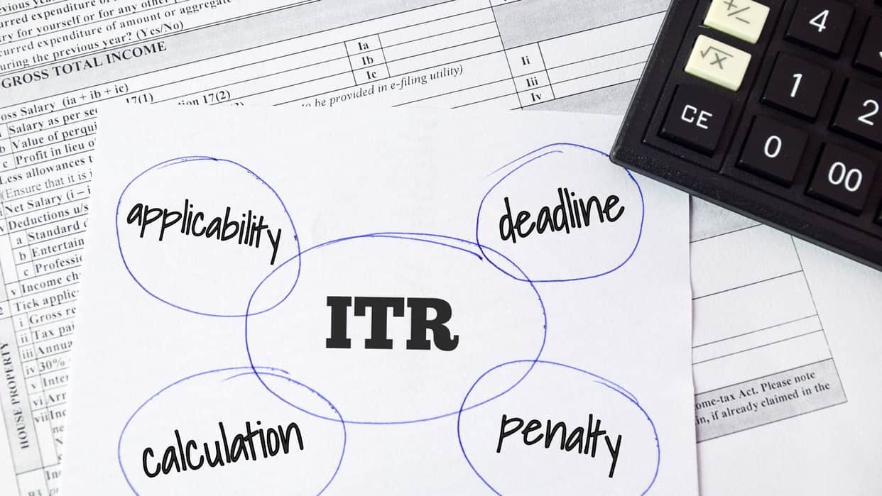 Income Tax Return Filing 2025 Five Important Documents Needed While Filing ITR to Avoid Penalty