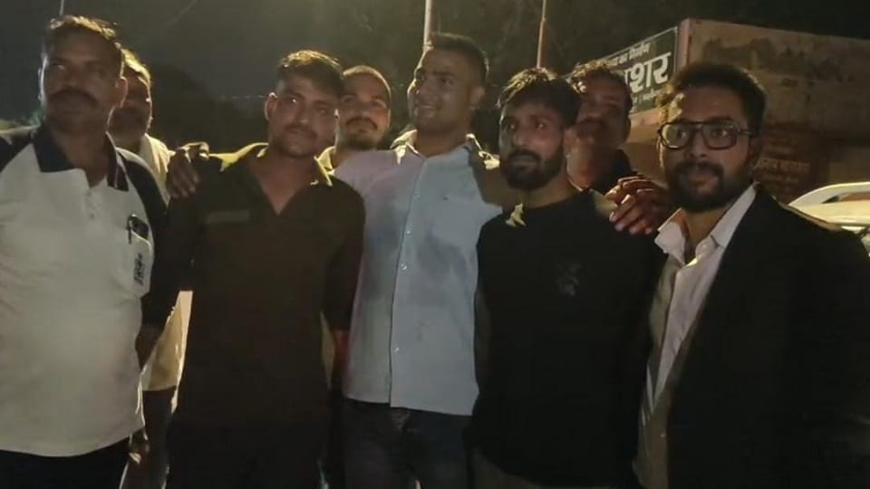 Army personnel released from jail on police report