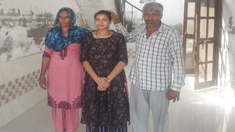 Kareena Kadyan topped the CSIR exam