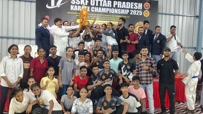 Sports News of Akash and Mukesh won won their fourth consecutive victory at district level in varanasi