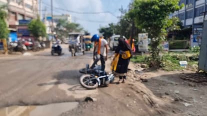 Bad roads increased the problems of the people, the danger increased further during the rainy season