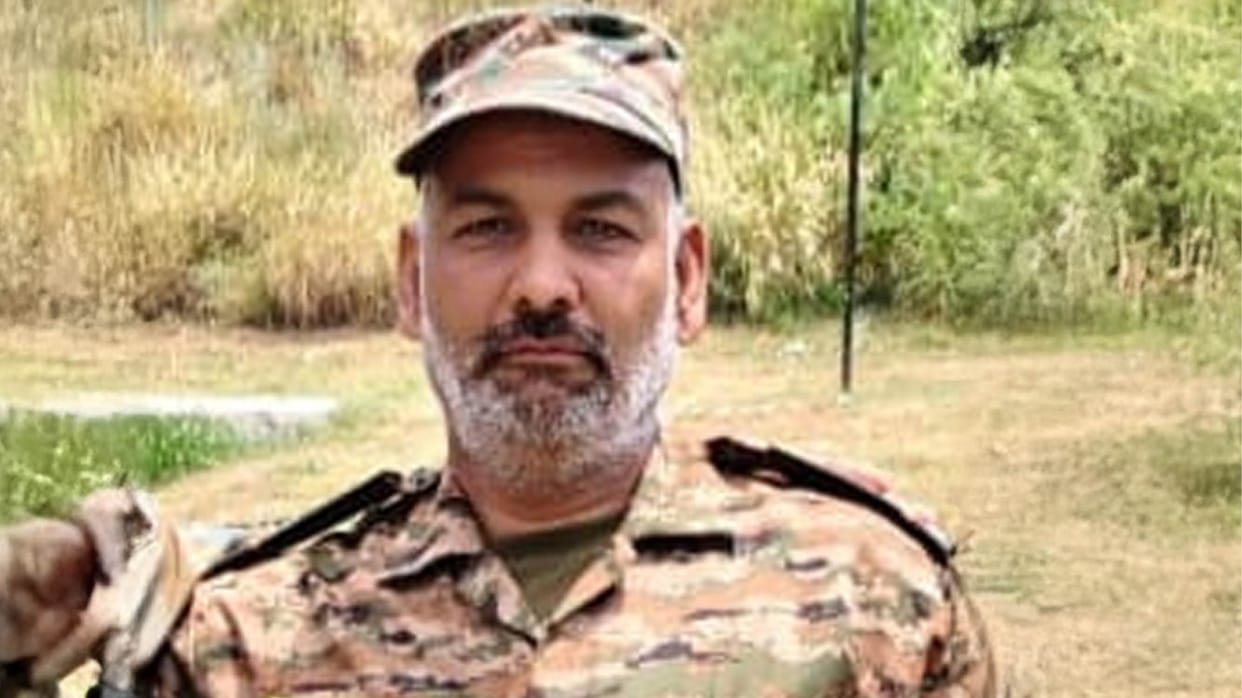 Kulgam Encounter He was recruited in 1998 was promoted in last year martyr Prabhat Gaur Story Bulandshahr
