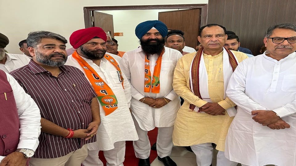 Makhan Labana joined BJP