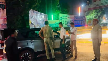 UP: Ganga embankment broken, Meerut-Pauri highway closed, water moving towards villages