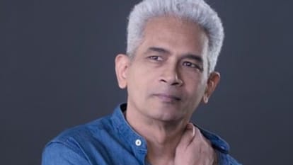 atul kulkarni birthday biography awards career family best movies in hindi
