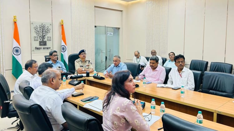 Bihar News: नेपाल में प्रदर्शन के बाद बिहार की सीमावर्ती सुरक्षा व्यवस्था सुदृढ़, मुख्य सचिव ने दिए निर्देश