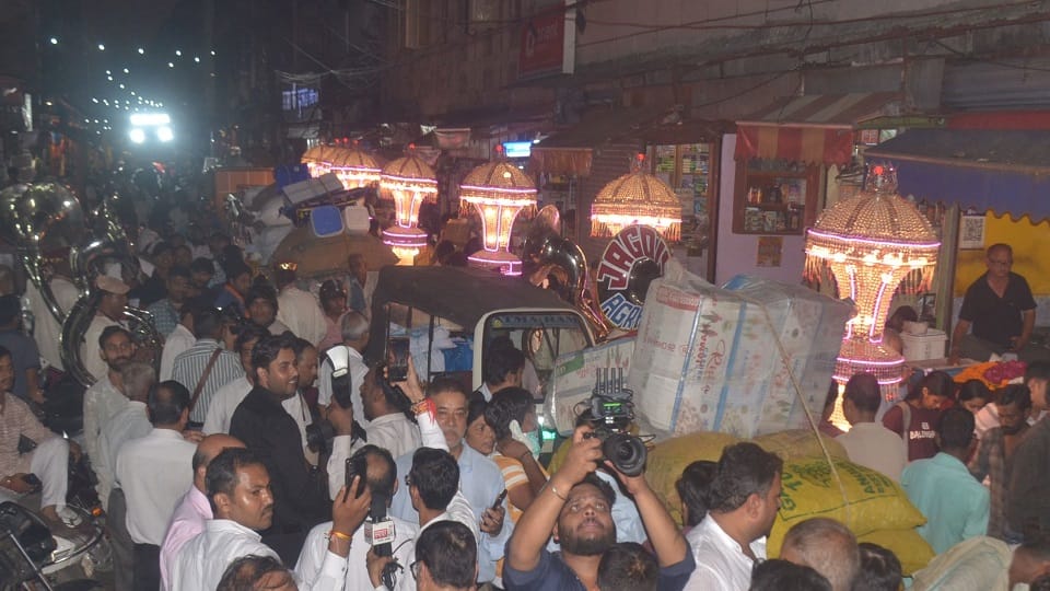 Agra Ramleela Begins with Grand Ganpati Siddhi-Riddhi Procession Ravana Duhai Yatra Today