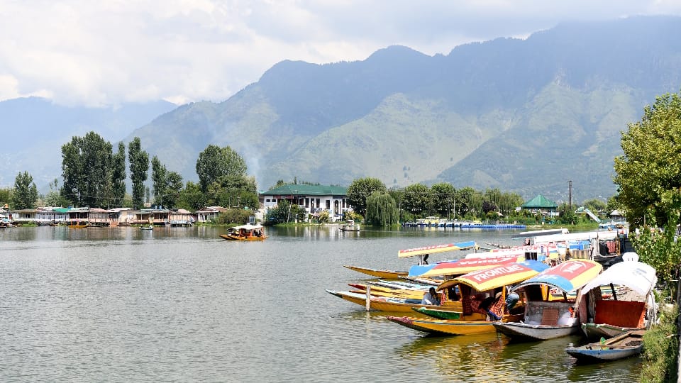 Kashmir Travel In Winter:बर्फबारी देखने कश्मीर जा रहे हैं तो ये बातें गांठ बांध लें, वरना हो जाएंगे परेशान - Things To Remember Of You Want To Going Kashmir During Snowfall -