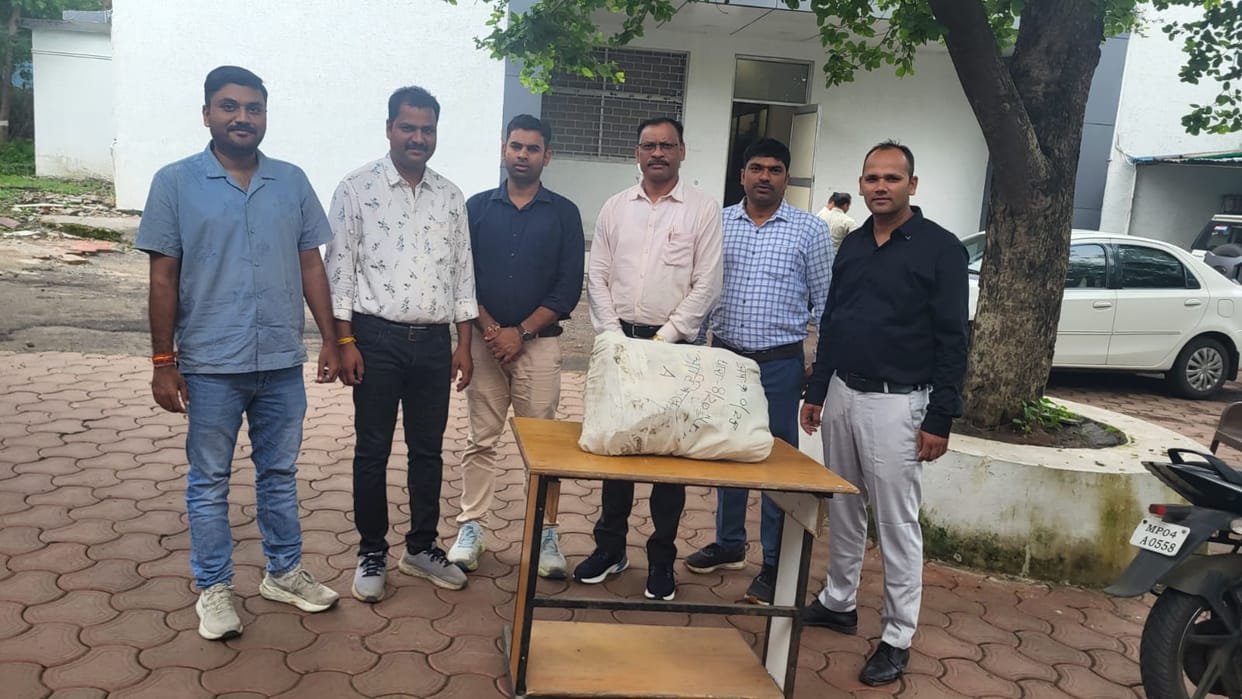 Bhopal police arrested the accused who came to smuggle ganja from Obedullaganj