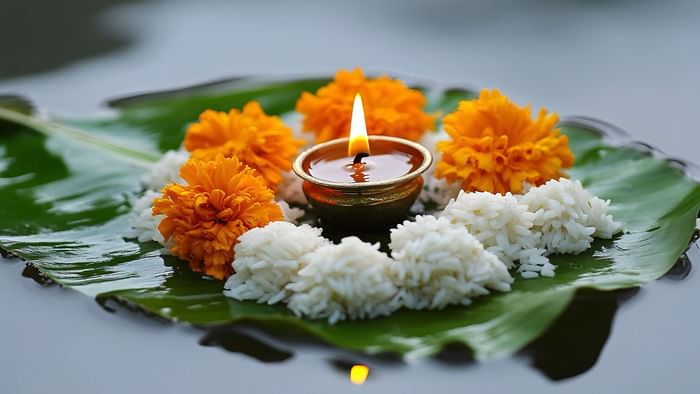 Pitru Paksha 2025: पितृपक्ष में इन नियमों का अवश्य करें पालन, पितरों की बरसेगी कृपा Pitru Paksha 2025 rules and shradh karne ke niyam in hindi