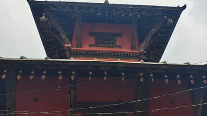 Nepal violence Impact Kashi ganga ghats and temples deserted without Nepali Hindus during Pitru Paksha 2025