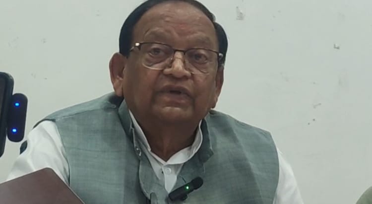 Bihar: 'त्योहार से पहले शहर की सड़कें दुरुस्त होंगी'? सवाल पर भड़के विधायक; बोले- ऐसा सवाल नहीं पूछना चाहिए