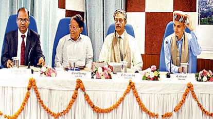 जीबी पंत संस्थान में आयोजित कार्यक्रम में विशेषज्ञ।