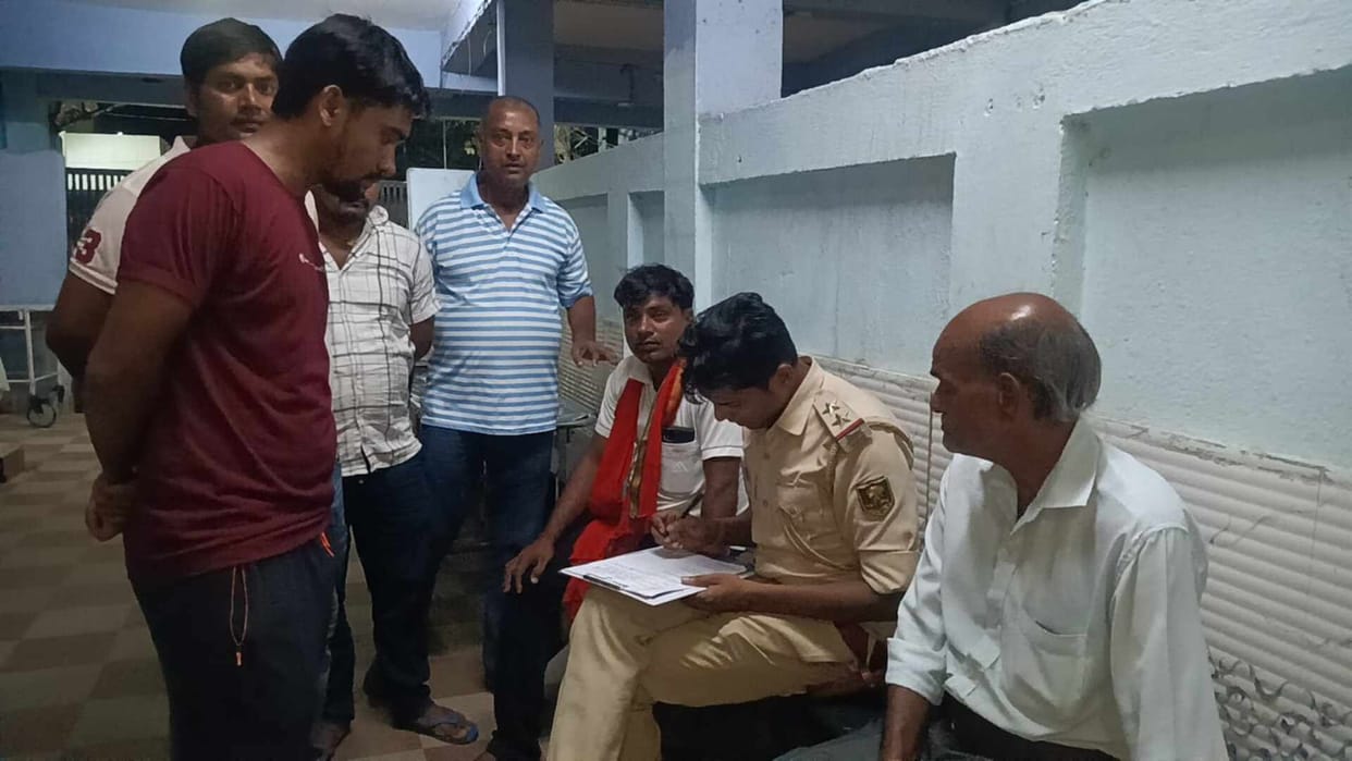 Young man dies in road accident on Gandhi Setu, truck seized