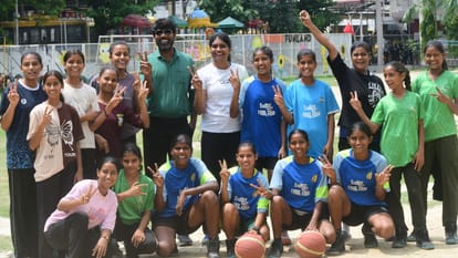 Sports News Regional Basketball kashi won 5 out of 6 matches defeated Meerut 16-13 and Gorakhpur 29-25