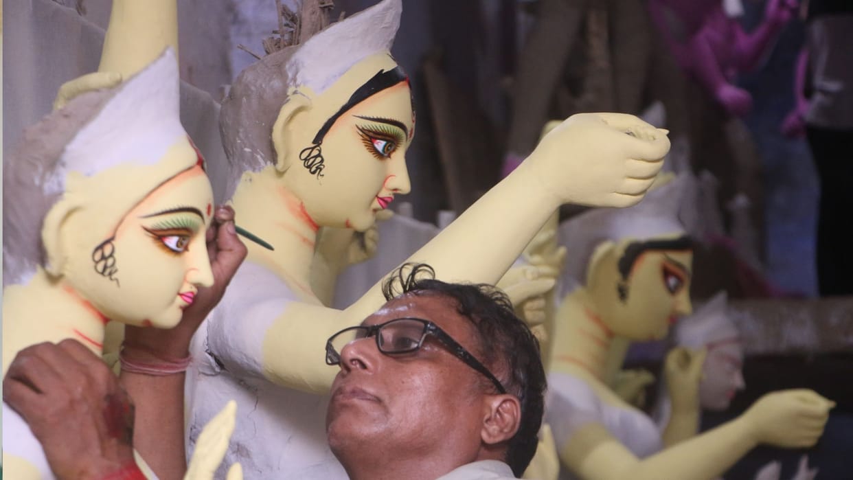 Durga Puja 2025 Durga idols will go from Kashi to Orissa and Lucknow in navratri