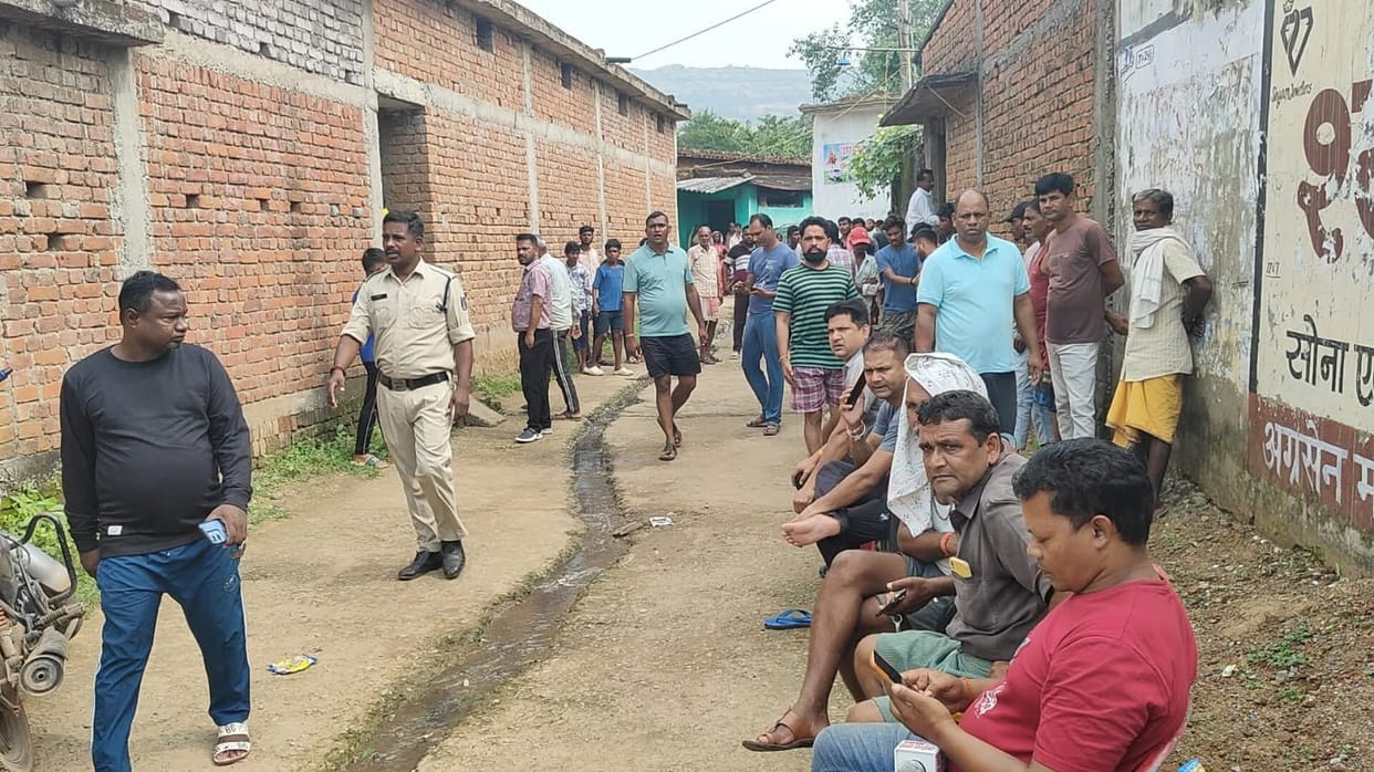 Four members of a family murdered in Raigarh