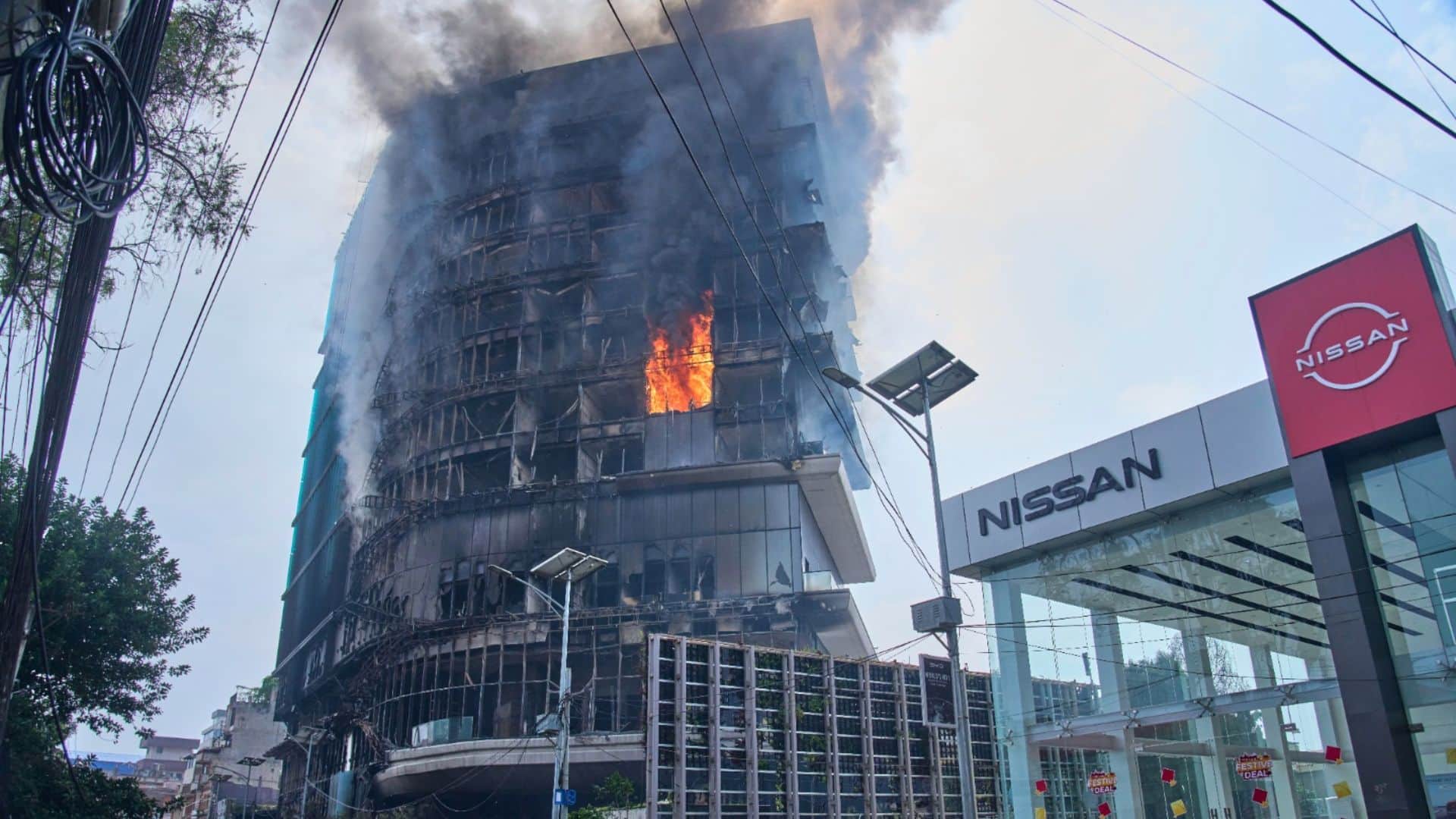 Nepal unrest Many prisoners killed in clashes in Nepal jail more than 15000 prisoners absconded amid tension