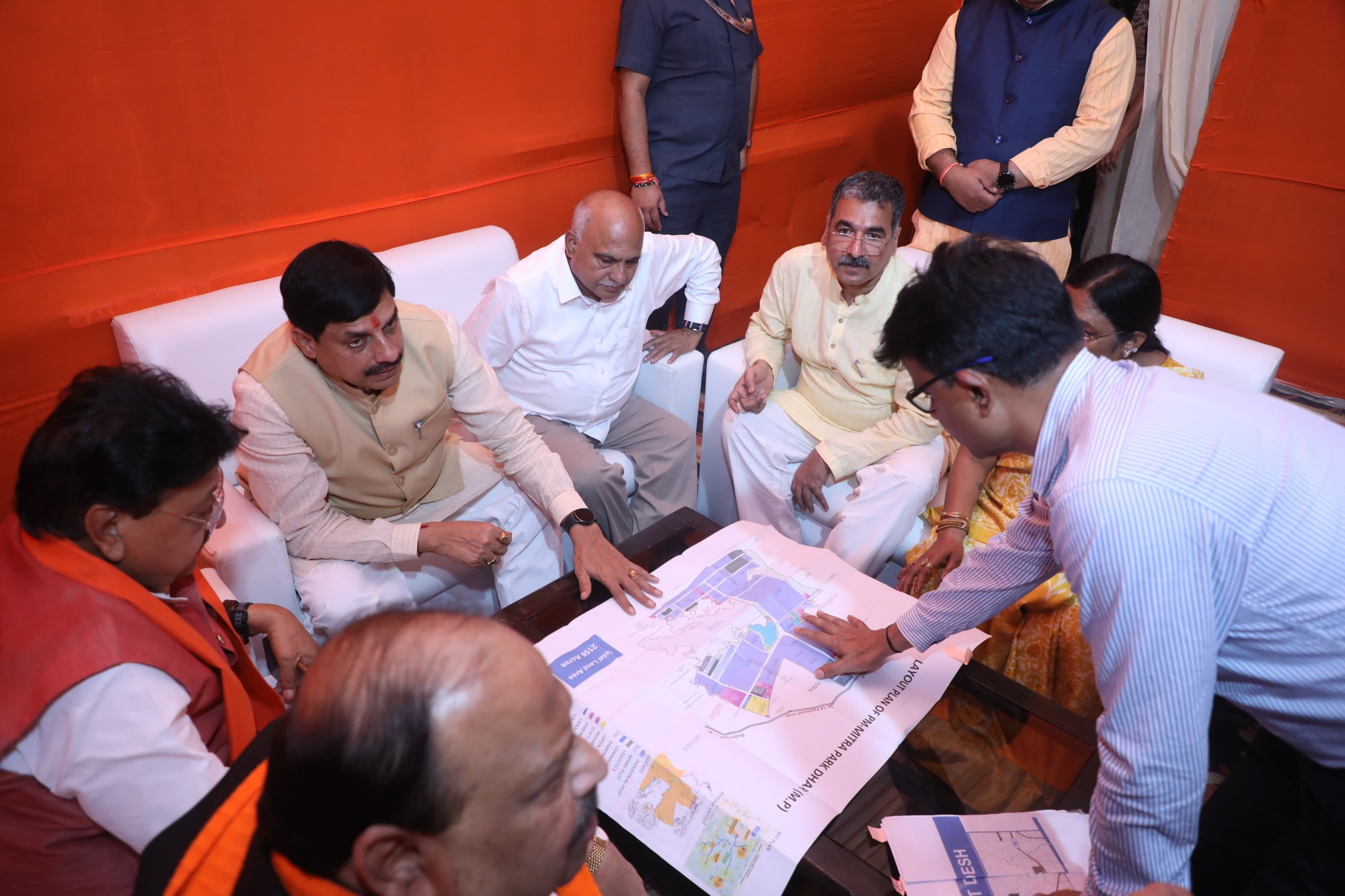 MP News: CM took stock of the preparations for PM's visit in village Bhainsola, directed for survey of soybean