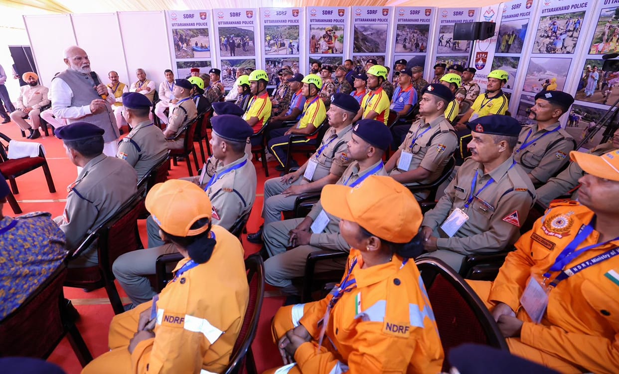 Dehradun News Prime Minister did an in-depth review and praised the relief work being