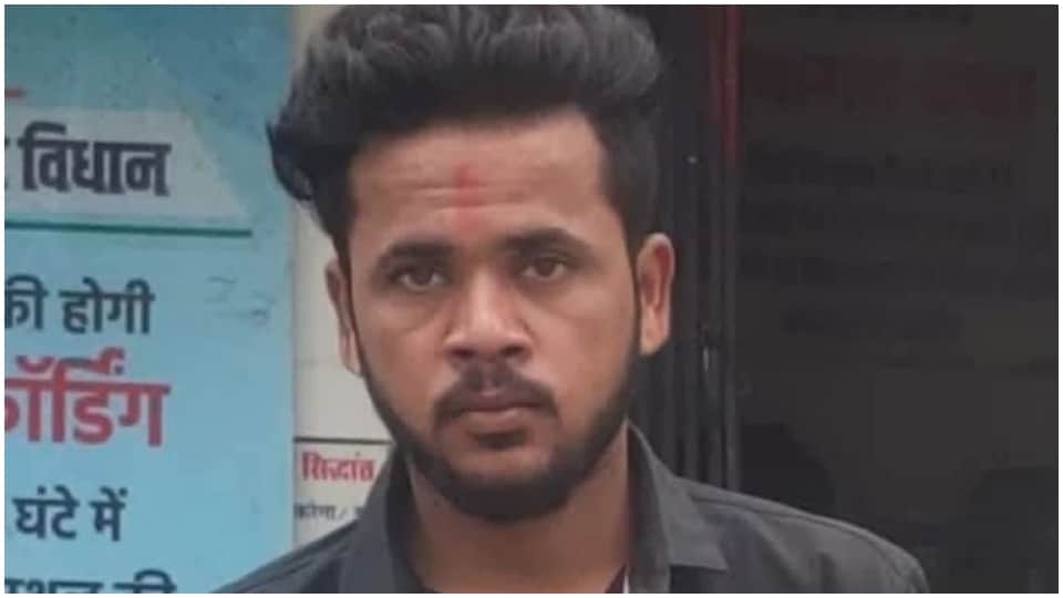 Prisoner Escapes from Chhatarpur Hospital with Rifle, Four Policemen Suspended
