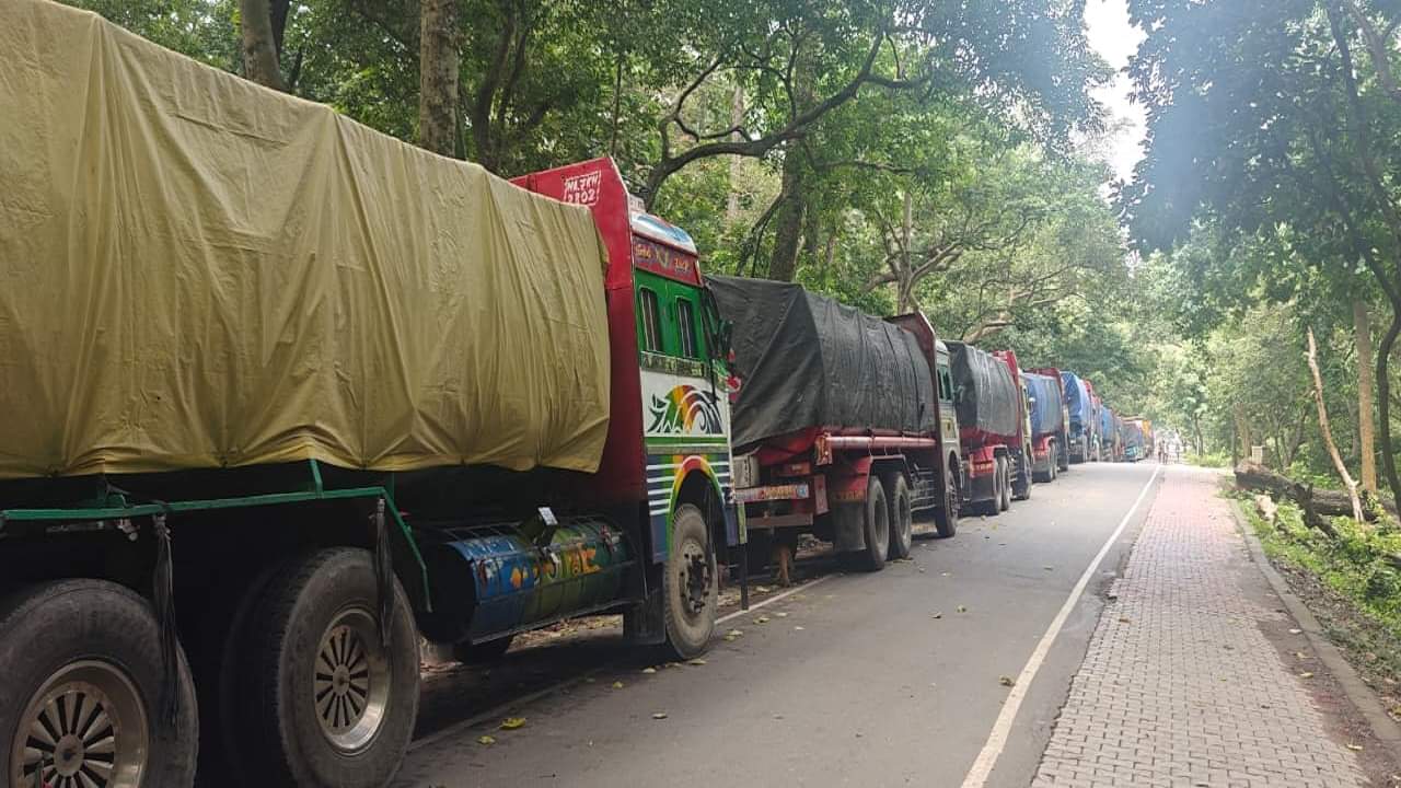 Nepal protests the silence on the streets of India ground report from nepal border