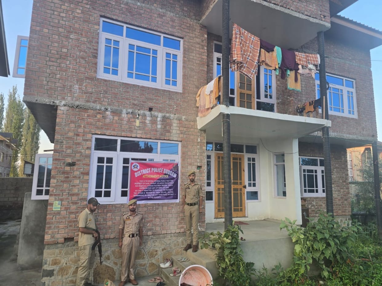 Jammu Kashmir: Property of two terrorists living in PoK seized in Baramulla, two-storey house sealed