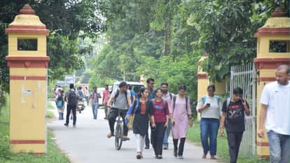 BHU 112 students who suspended, expelled or banned will not be granted admission in Varanasi
