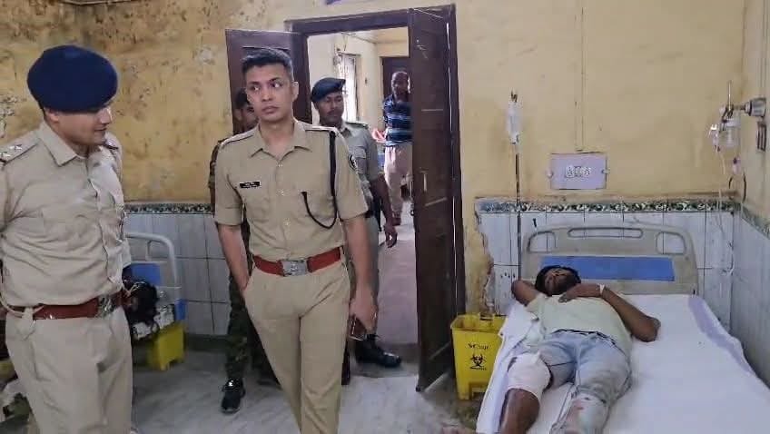 Bihar News: Encounter between Gopalganj liquor smugglers and police, miscreant shot in the leg